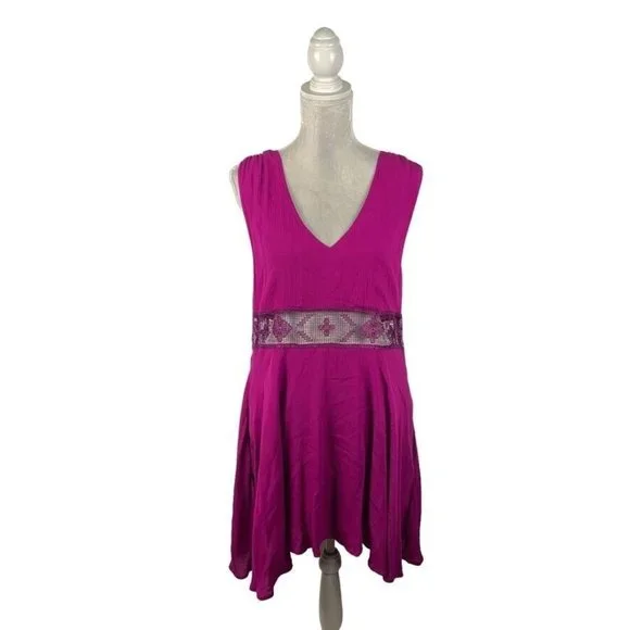 fitted lace wedding dress Spring Fling V-Neck Paisley Skater Dress main image 1